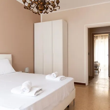 Casa Venezian *